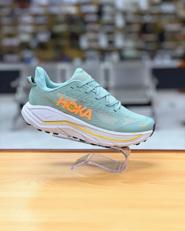 Foto de Hoka Challenger 8 Hombre 10som7
