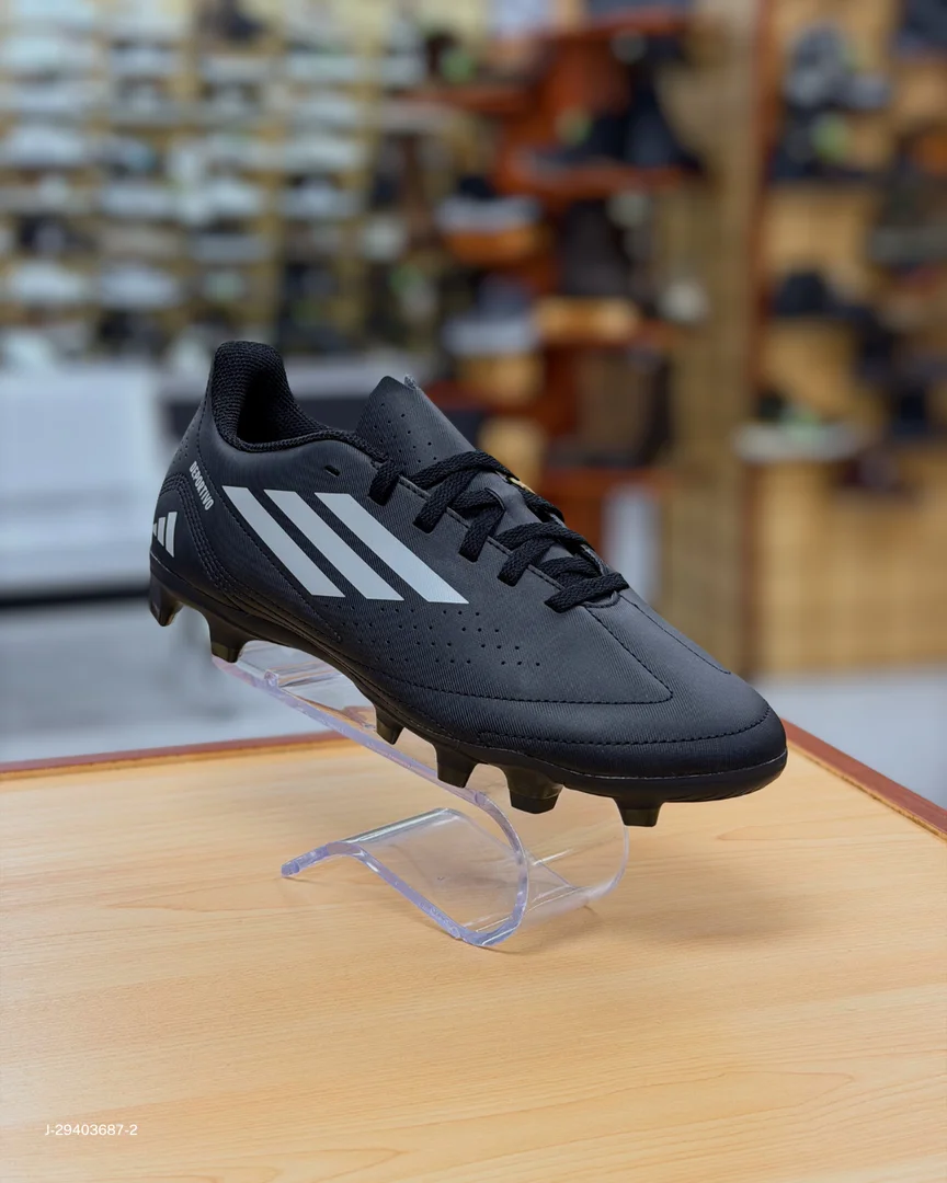 Foto de Adidas Guayo Deportivo III