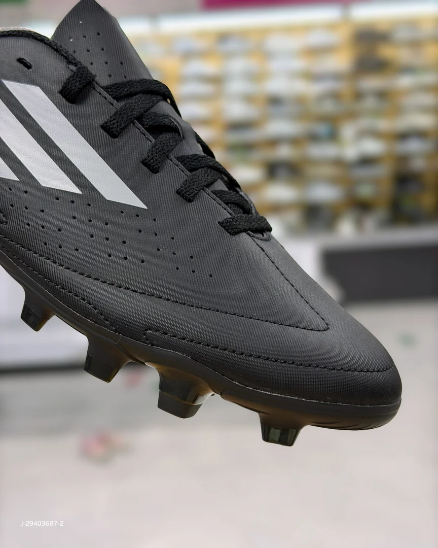 Foto de Adidas Guayo Deportivo III 2