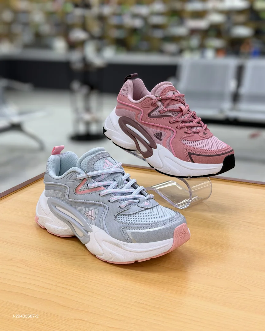 Foto de Adidas Deportivo Dama TConcept