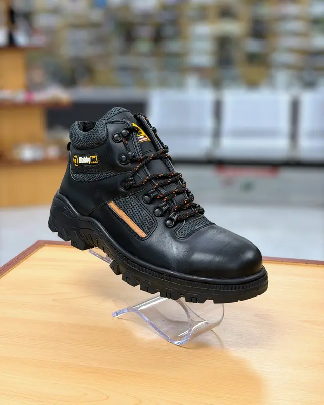 Foto de Bobby Cat Botin Industrial 1701C