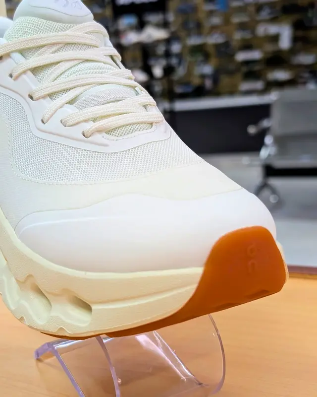 Foto de On Cloudtilt 2 LOEWE Mujer henmfk