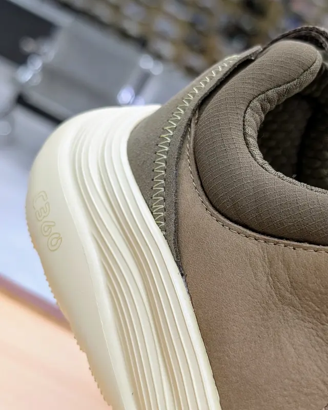 Foto de Clarks LT360L Dark Sand img_01K5HQBW219AMT1KV72777T062