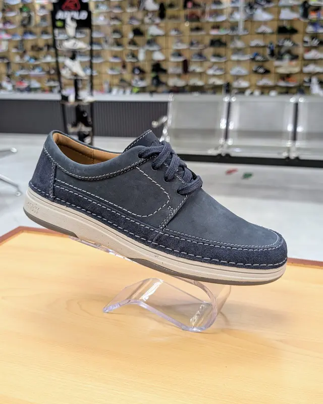 Foto de Clarks Nature 5 img_01K5HR9N2WW5KMC0E2QCC7QJDR