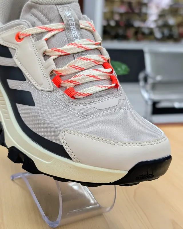 Foto de Adidas Terrex Hombre img_01K6AZ7E8XXYN5MBX5AWPP459Y