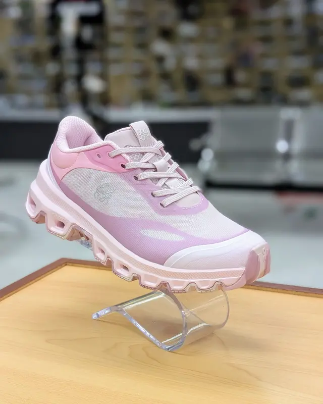Foto de On Cloudventure Loewe Mujer