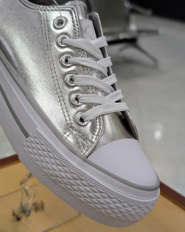 Foto de Mokaccino Lona Casual Mujer img_01K8QZXFRWYZ02T2VMKR2GEHX8