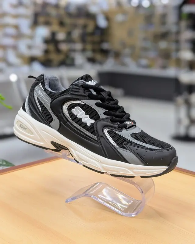 Foto de SKX Deportivo Lilo Dama img_01K8R4DBTRP5QNVQT5GSN7EGEH