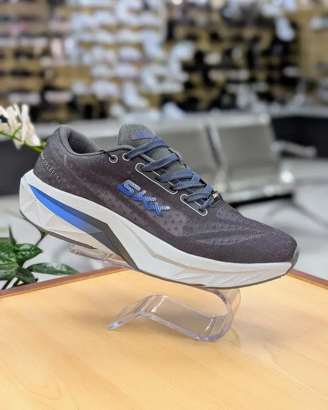 Foto de SKX Deportivo Active Hombre img_01K8R4JMBN187CAVM7BZG7MM5B