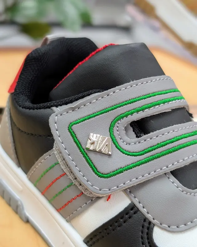 Foto de Vita Kids Darwin Casual Niño img_01K8X9BCPA8DCC2QMKC2WPGPDX