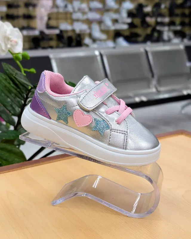 Foto de Vita Kids Barbara Casual Niña img_01K8XA3PR31JM3JS1W518QCN3Q