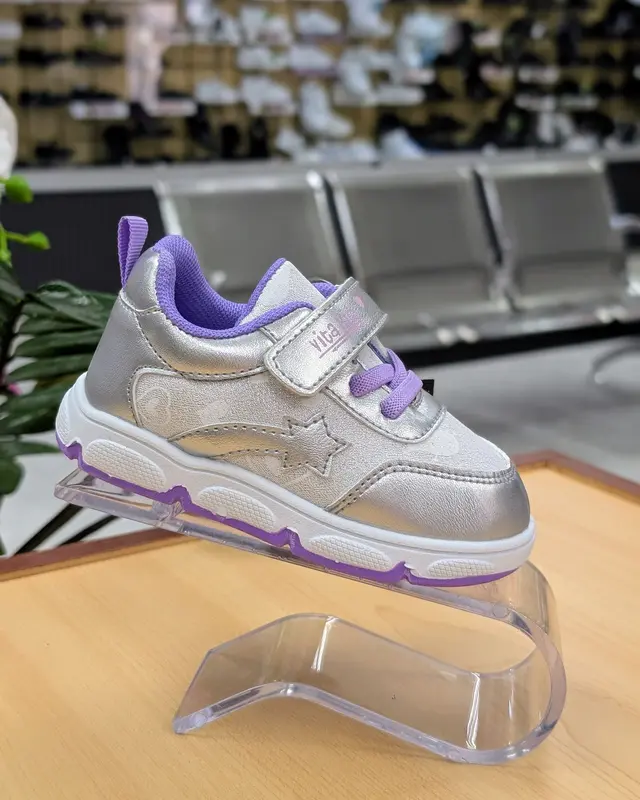 Foto de Vita Kids Rosalind Casual Niña img_01K8X9M6YZ7BNMSQB3VJ3DSAY2