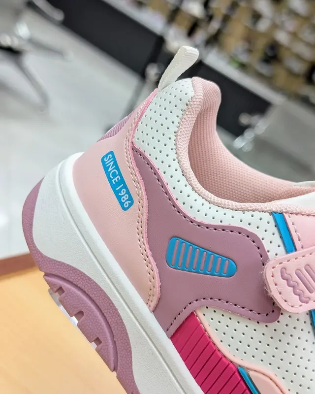 Foto de Vita Kids Deportivo Casual Niña 4229 img_01K9556HBBZ7VSP679MABR8Z0F