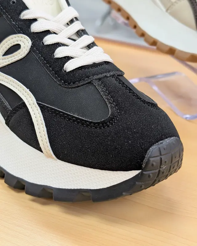 Foto de Kriza Deportivo Casual Kiara img_01K954FVC8K4FYDCJWQRE487TE