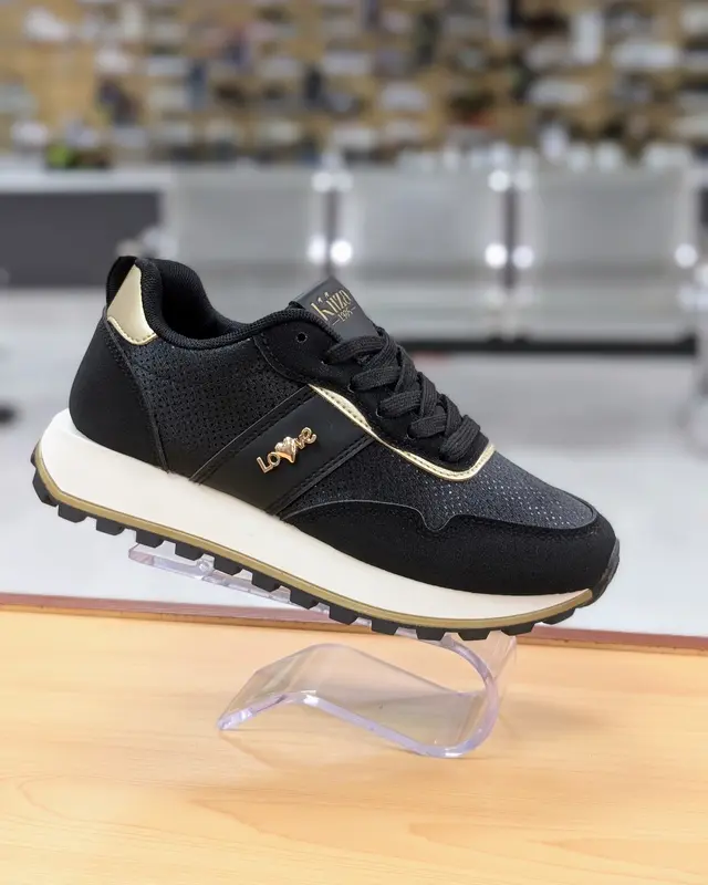 Foto de Kriza Deportivo Casual Niurka img_01K9546AS2VN3VZRD6DQZ055BJ