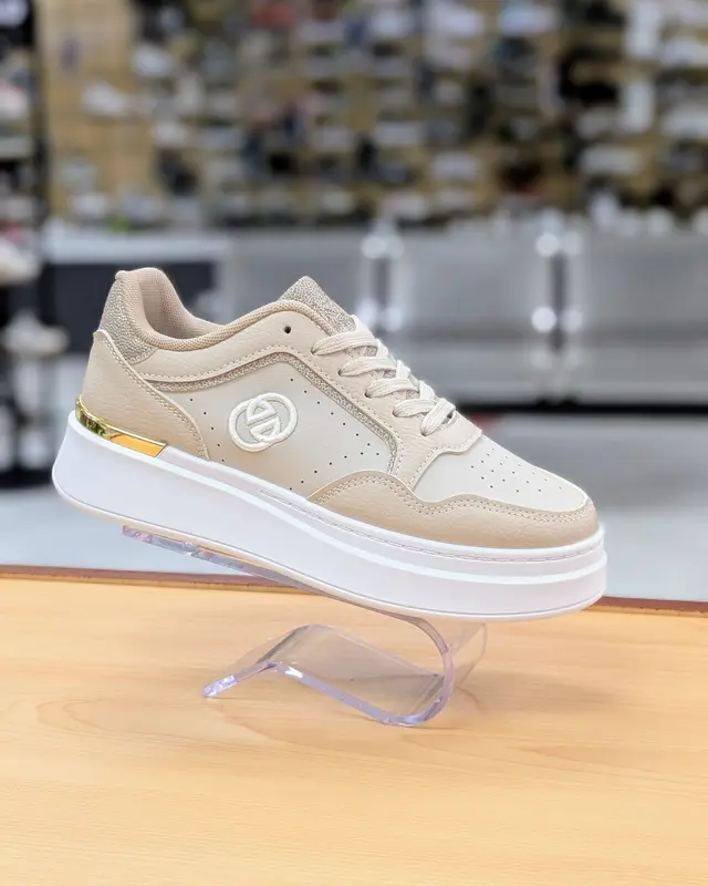 Foto de Kriza Deportivo Casual Hilda img_01K954000561K20SXBNFQQH11C