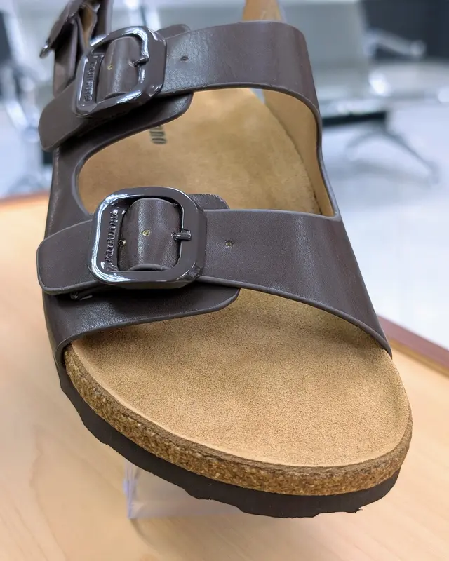 Foto de Romano Sandalia Mujer SR903 img_01K93F66Y5X3YQ3DQ4KQF5B8VT