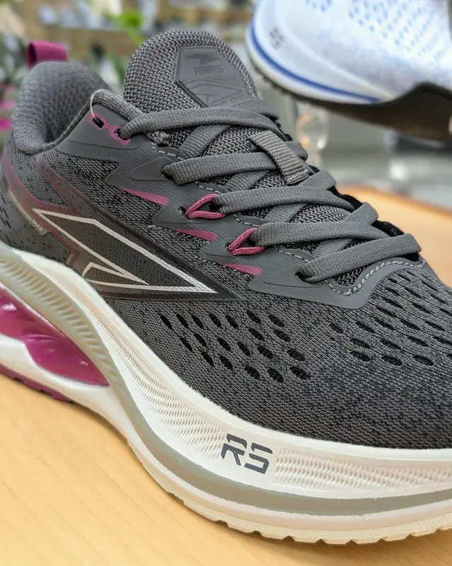 Foto de RS Gemini Mujer img_01K9JB66ZH1AKTVC66BWDGY4NR