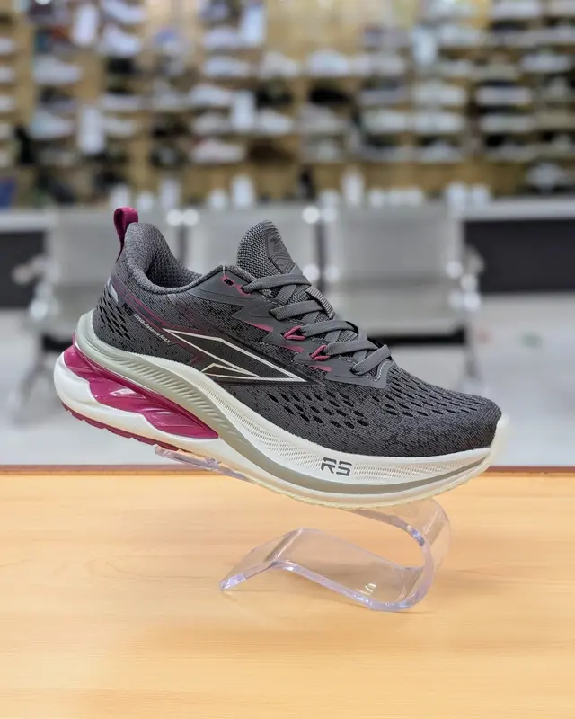 Foto de RS Gemini Mujer img_01K9JB66ZGFTP5CCGYXH00D0A5