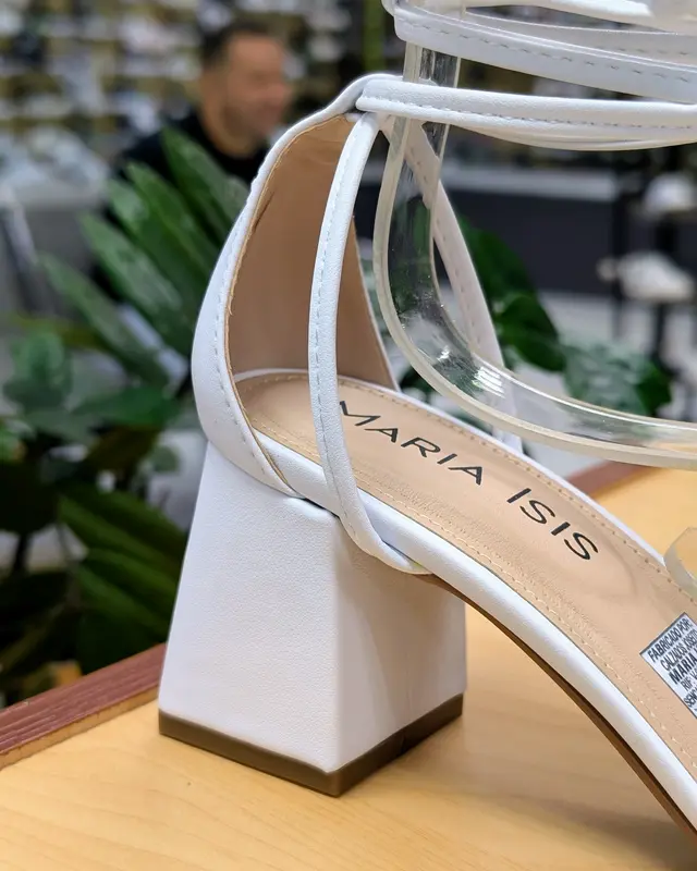 Foto de Maria Isis Sandalia Cuña 132 2x98a