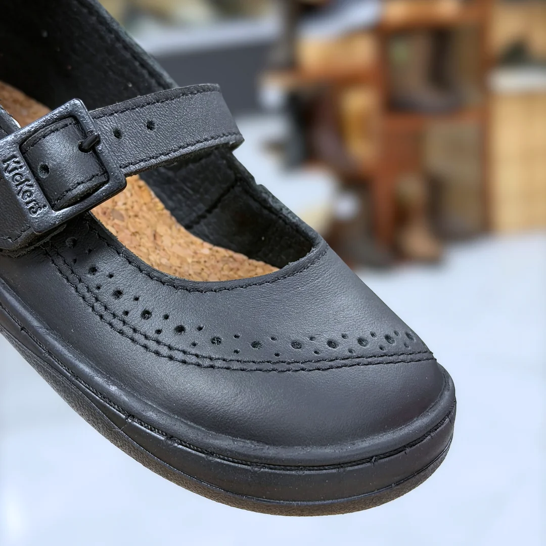Foto de Zapato Colegial Kickers 13513 Niña Negro 2