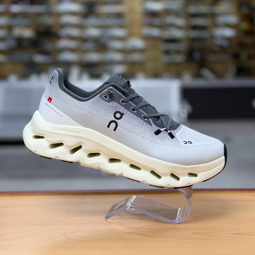 Foto de Zapatos On Cloudtilt Hombre Deportivo 5