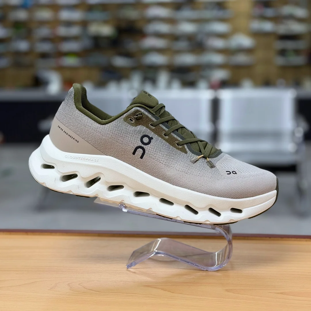 Foto de Zapatos On Cloudtilt Hombre Deportivo 10