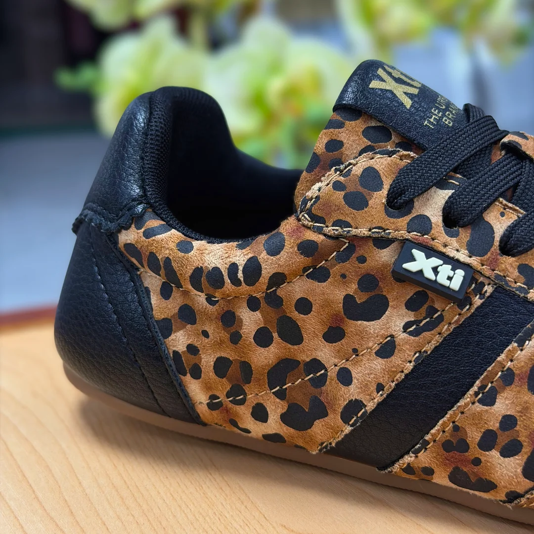 Foto de Zapatos Xti Casual Animal Print Mujer 146153 4