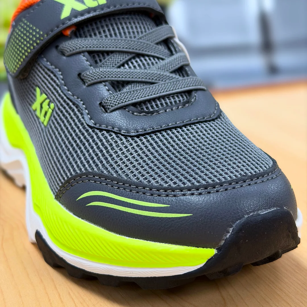 Foto de Zapatos Xti Deportivo Juvenil 154120 Gris 3